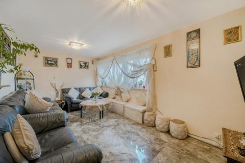 2 bedroom flat for sale, Hazelwood Tower, Golborne Gardens, London, W10