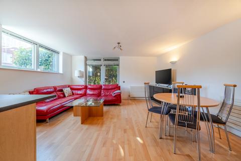 2 bedroom flat for sale, Hunt Close, Holland Park, London, W11
