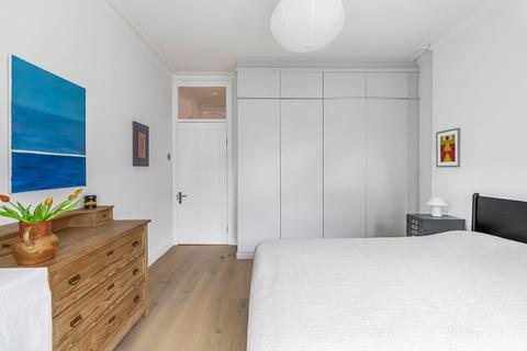 2 bedroom flat for sale, Chapter Road, Willesden Green, London, NW2