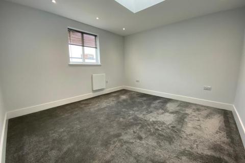 1 bedroom apartment to rent, College Way, Southend-on-Sea