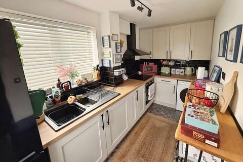 undefined, Laurel Close, Gainsborough