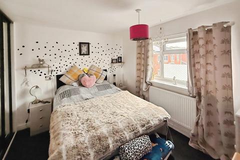 undefined, Laurel Close, Gainsborough