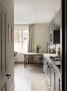 1 bedroom flat for sale, Hazlebury Road, Fulham, London, SW6