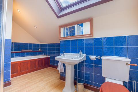 undefined, Hamilton Place, Aberdeen