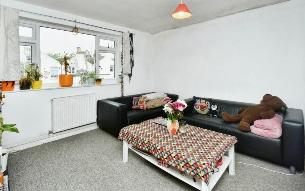 Lounge 2
