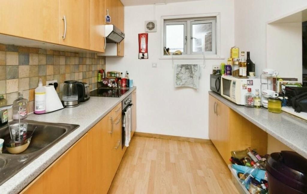 Kitchen 2
