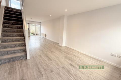 2 bedroom terraced house for sale, Wraysbury, Berkshire