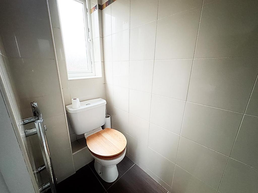 En suite shower room