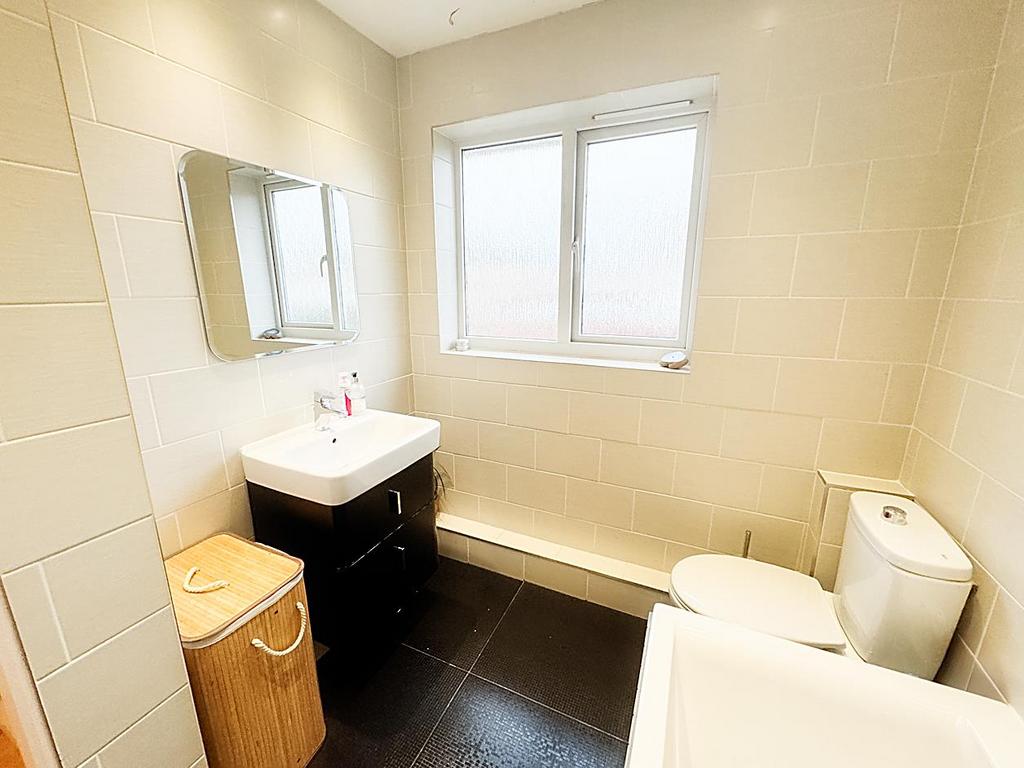 Family bathroom