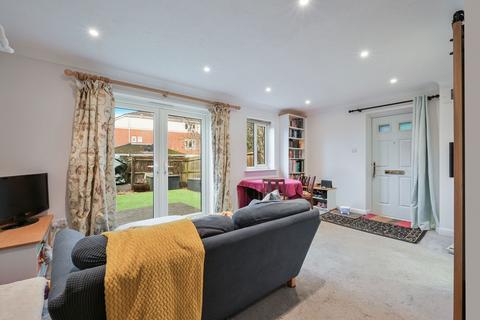 2 bedroom end of terrace house for sale, Crowhurst Mead, Godstone RH9