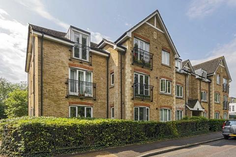 2 bedroom flat to rent - Hollyfield Road, Surbiton KT5