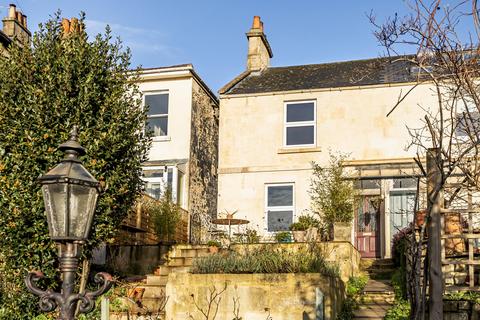 2 bedroom end of terrace house for sale, Chilton Road, Somerset BA1