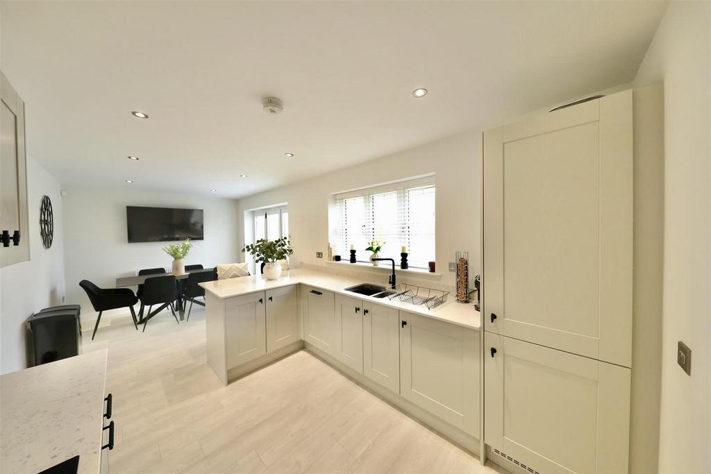Kitchen diner
