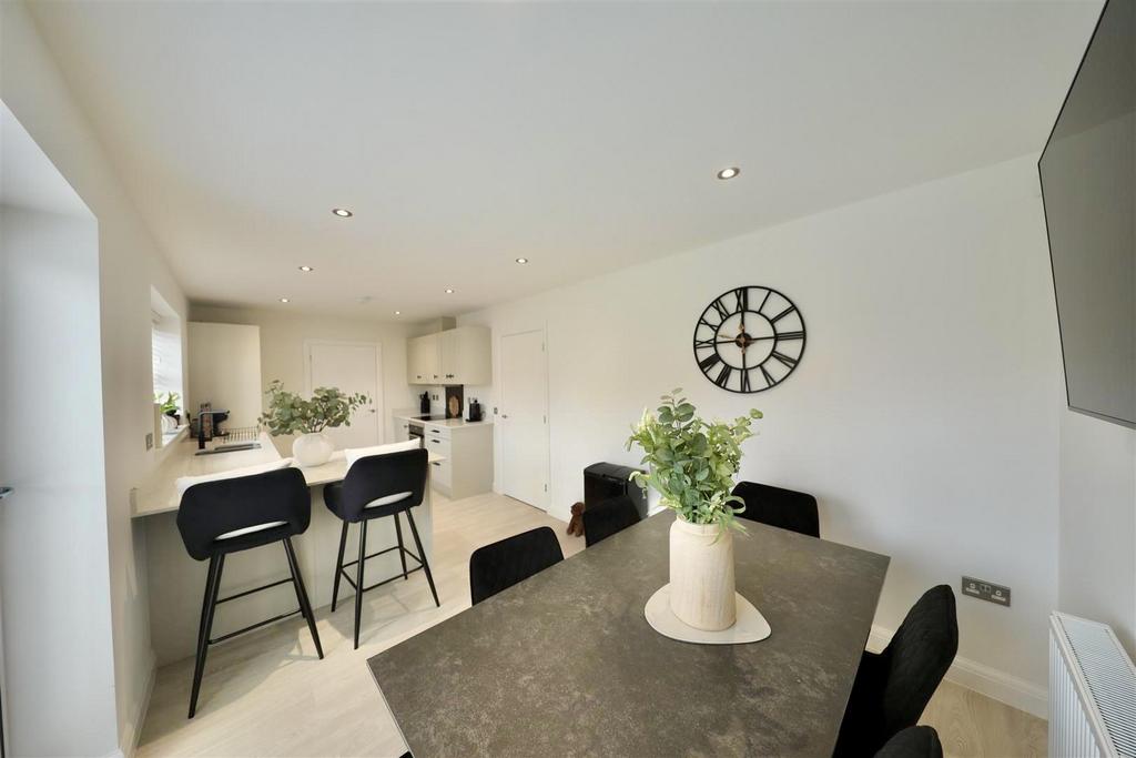 Kitchen diner