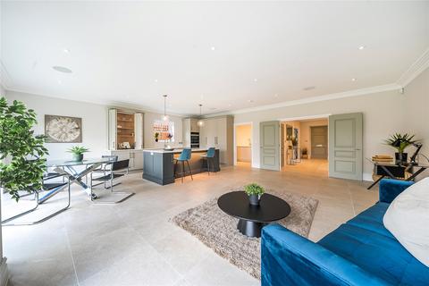 5 bedroom detached house for sale, Bennett Way, West Clandon, Surrey, GU4
