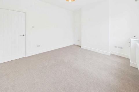 undefined, Manor Grove, Castleford, WF10