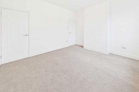 undefined, Manor Grove, Castleford, WF10