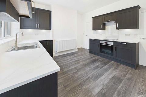 undefined, Manor Grove, Castleford, WF10