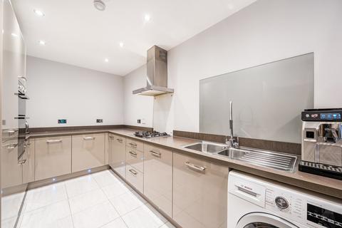 undefined, Hoad Crescent, Surrey GU22