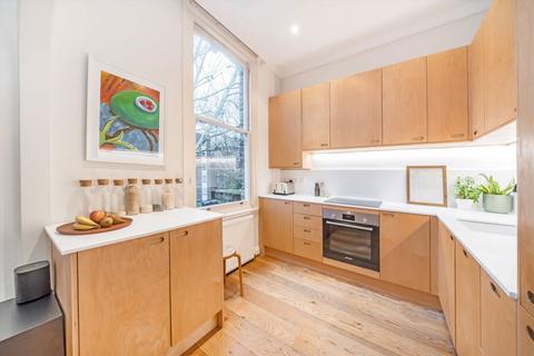 2 bedroom flat for sale, Hillmarton Road, London N7