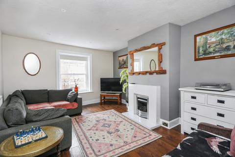 3 bedroom apartment to rent, High Street, Southampton SO32
