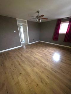 3 bedroom flat for sale, 26/8 Murrayburn Park, Edinburgh, EH14
