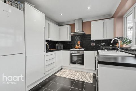 undefined, Farmleigh Avenue, Clacton-On-Sea