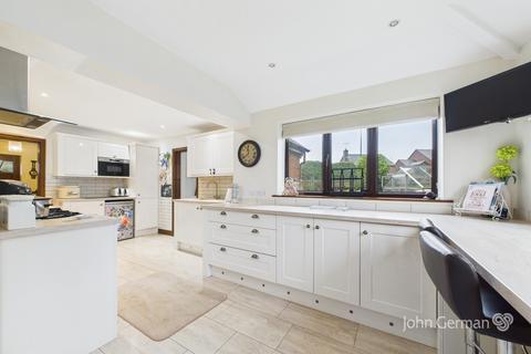 undefined, Lathkill Drive, Ashbourne