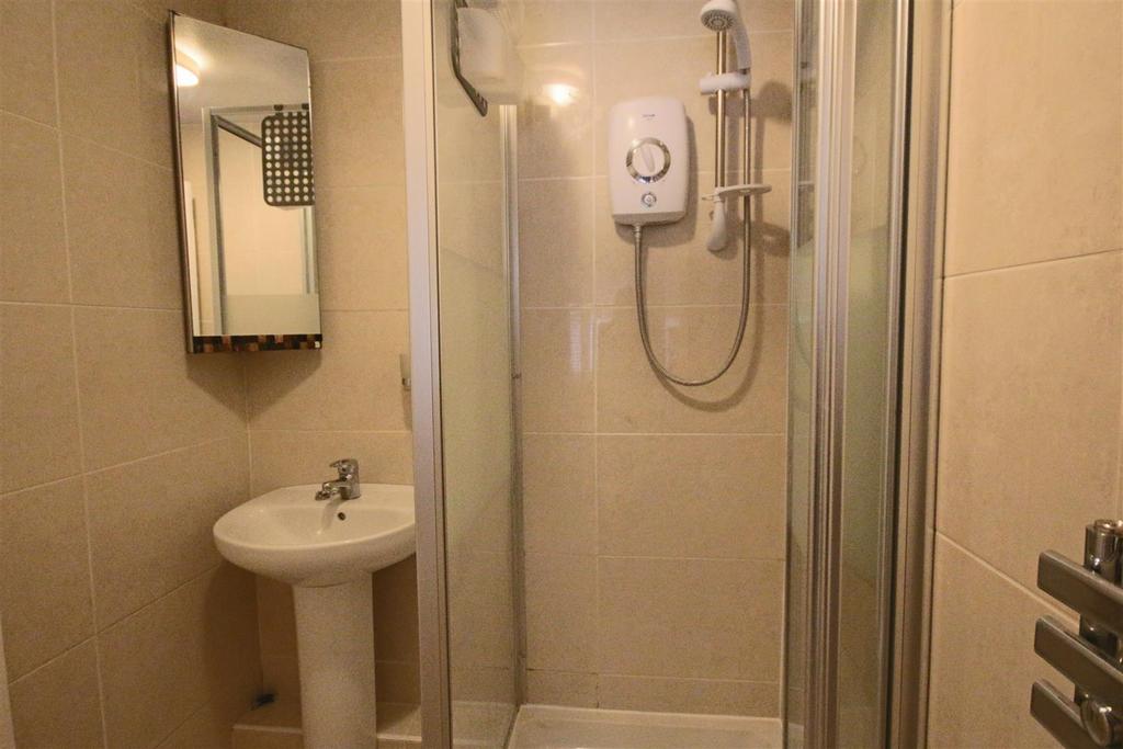 En-suite shower room