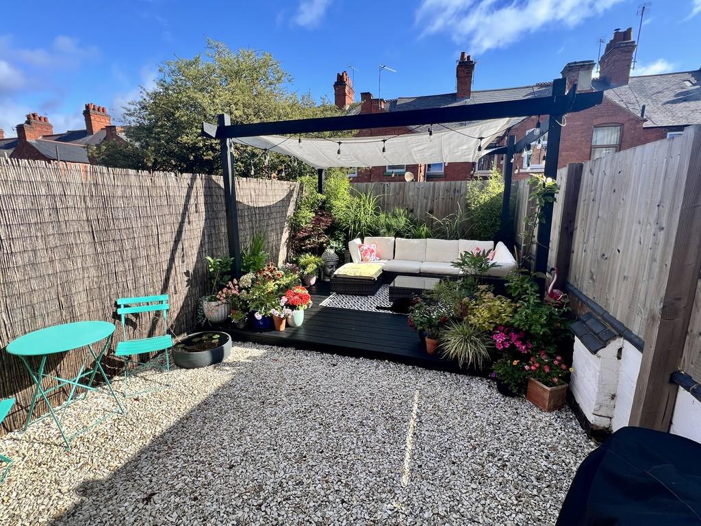 16. Garden