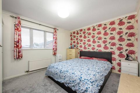 3 bedroom semi-detached house for sale, Sellwood Drive, High Barnet, Barnet, EN5