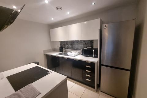 2 bedroom apartment to rent, Southside, Birmingham B5