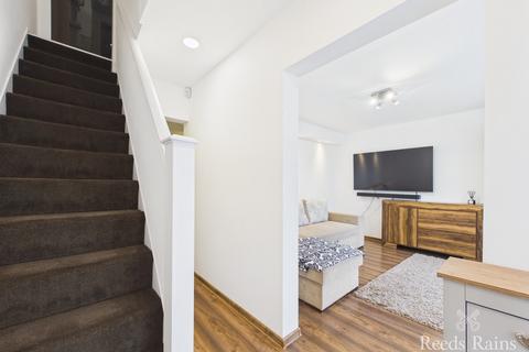 undefined, 13 Etherington Road