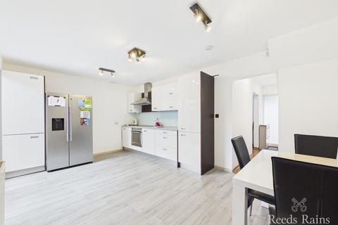 undefined, 13 Etherington Road