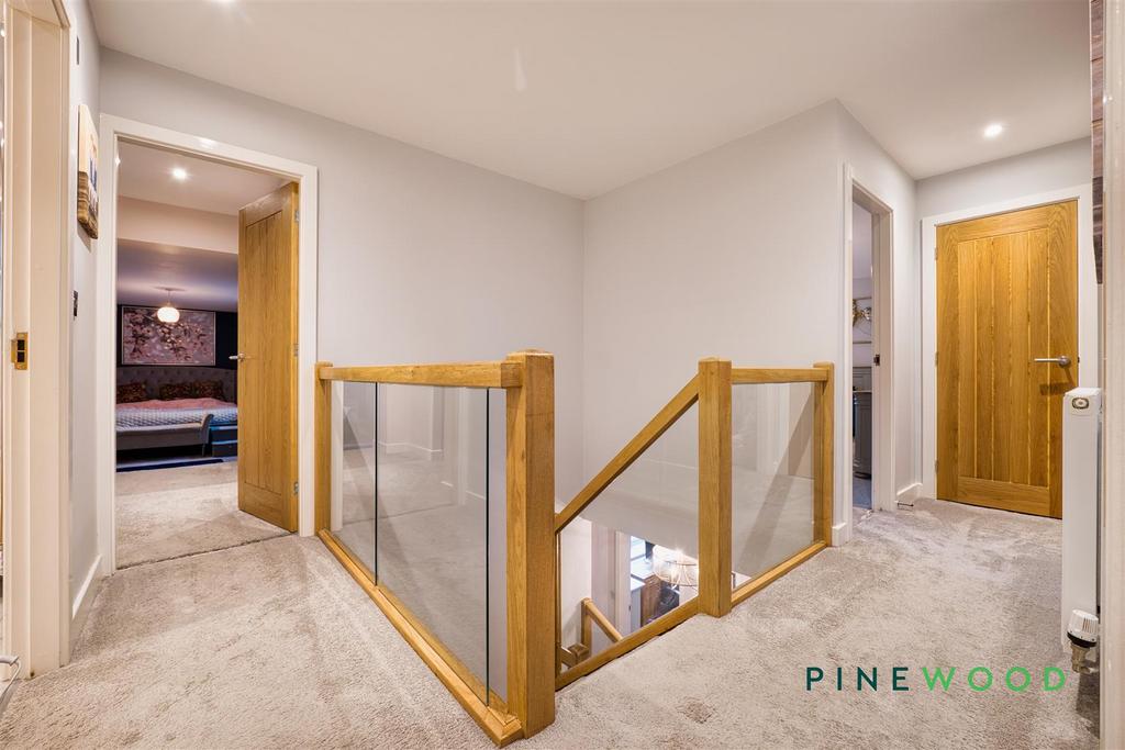 Galleried landing