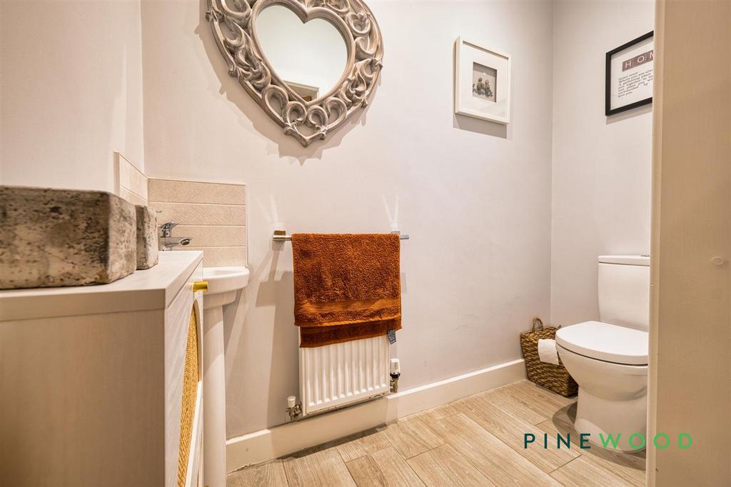Ground floor wc