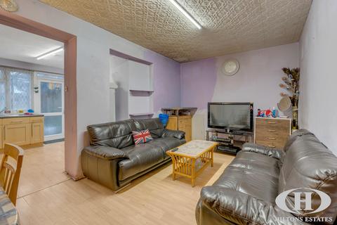 3 bedroom terraced house for sale, Trinity Road, Southall
