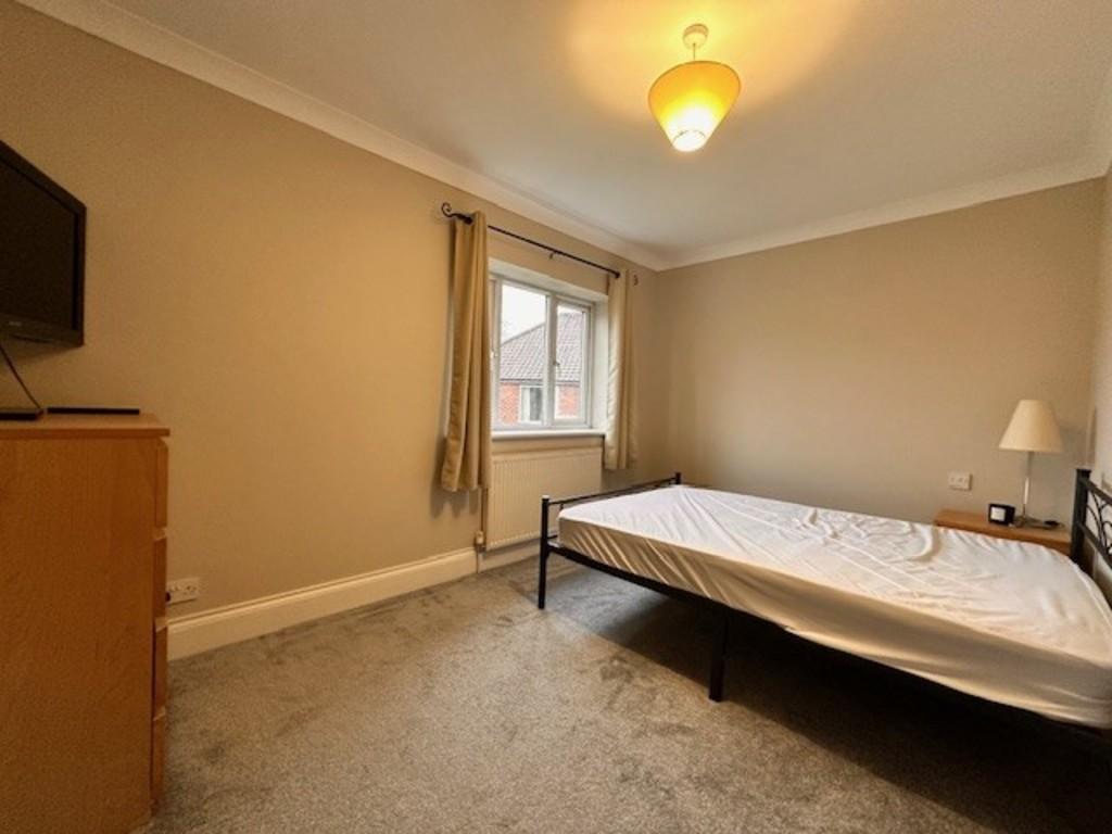 Bedroom no pic