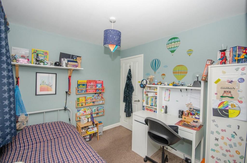 Bedroom 3 pic 2.jpg