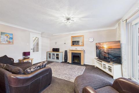 2 bedroom semi-detached house for sale, Rosewood Close, Bridlington