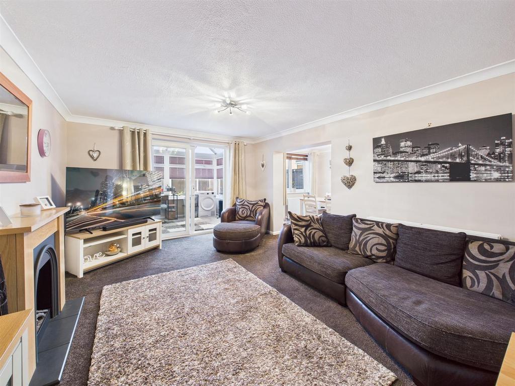 Lounge: