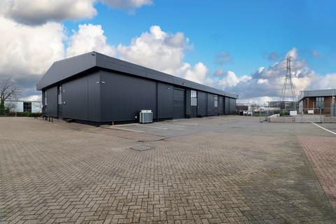 Warehouse to rent, Unit 8 Masthead Industrial Estate, Crossways Business Park Da2 6qg Dartford DA2 6