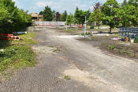 Land to rent, Parkway Pky Marlow SL7 1YL