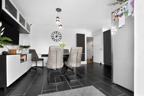 undefined, Oldenburg Close - Moulden View, Swindon, SN5