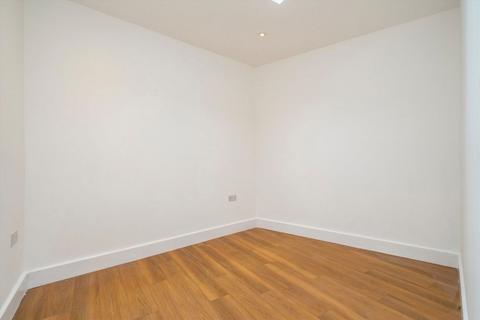 1 bedroom maisonette to rent, High Street, Harrow HA3