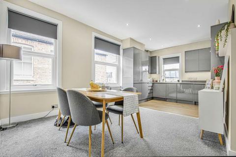 undefined, Darwin Road, London W5