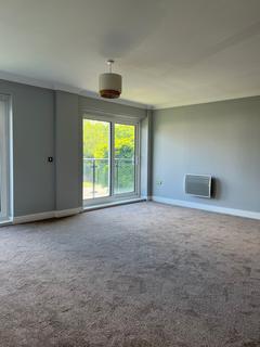 2 bedroom apartment to rent, Gisors Road, Southsea PO4