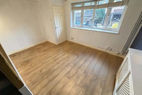 undefined, Longbrooke, Dunstable LU5