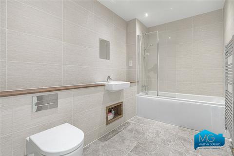 5 bedroom detached house to rent, Henry Darlot Drive, London, NW7