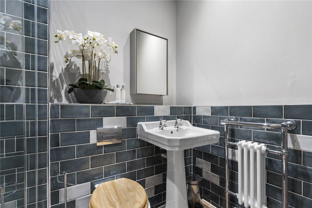 En-Suite Shower Room